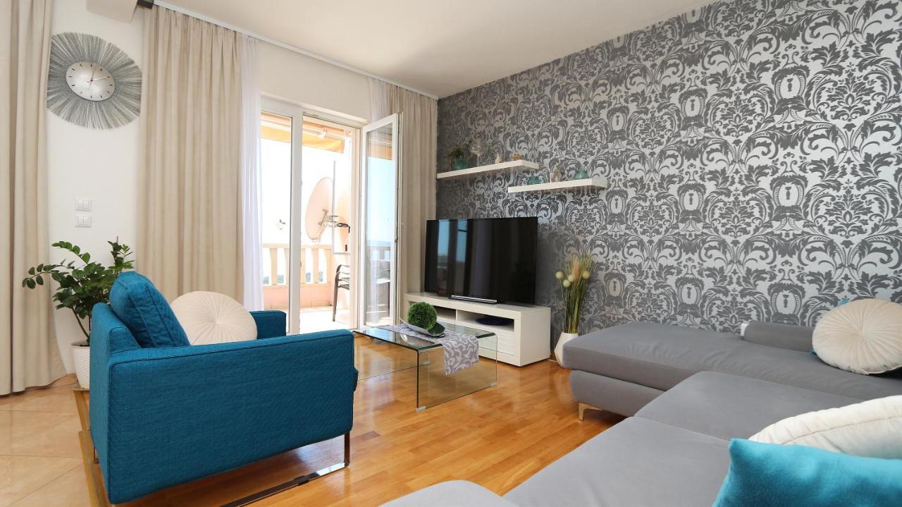 Apartments Emilija Makarska Eksteriør bilde