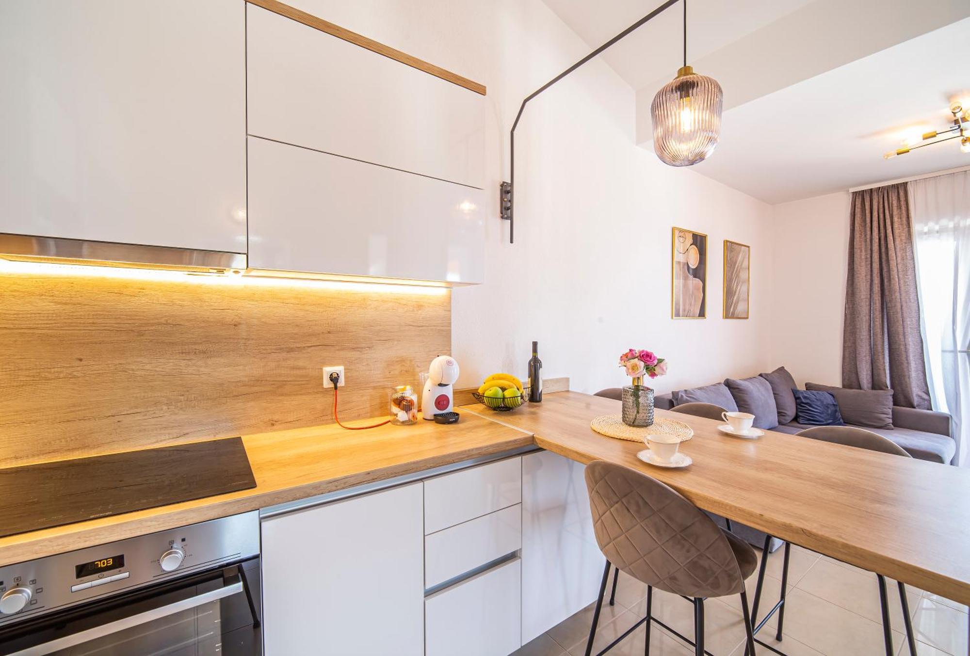 Apartments Emilija Makarska Eksteriør bilde